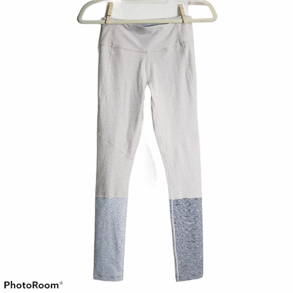 OUTDOOR VOICES Fitted Colorblock Leggings - Picture 3 of 5